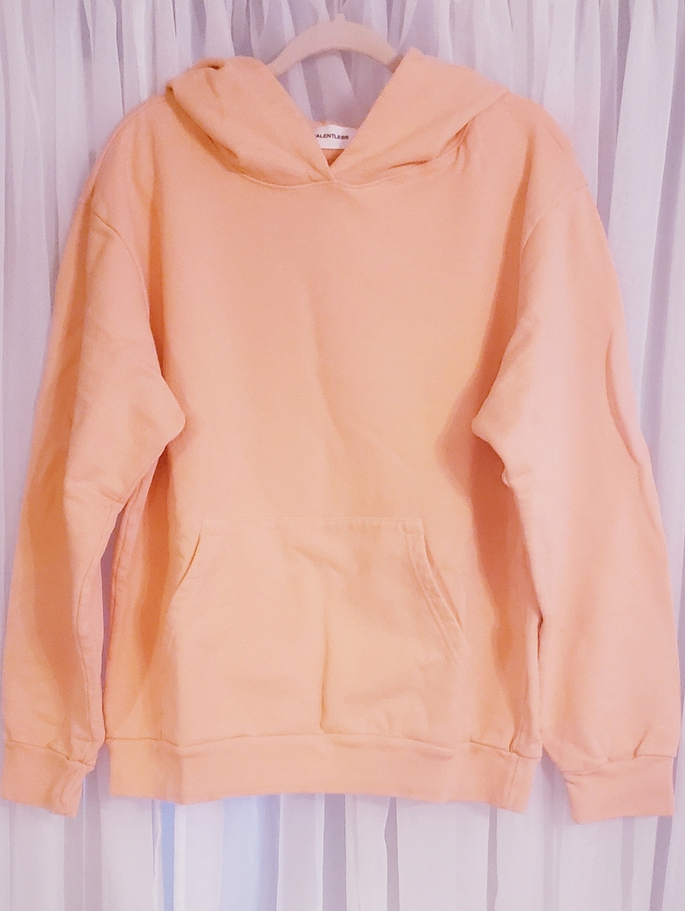 TALENTLESS WOMANS HEAVYWEIGHT HOODIE